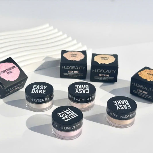 Huda Beauty Easy Bake Loose Baking & Setting Powder 0.8g packaging