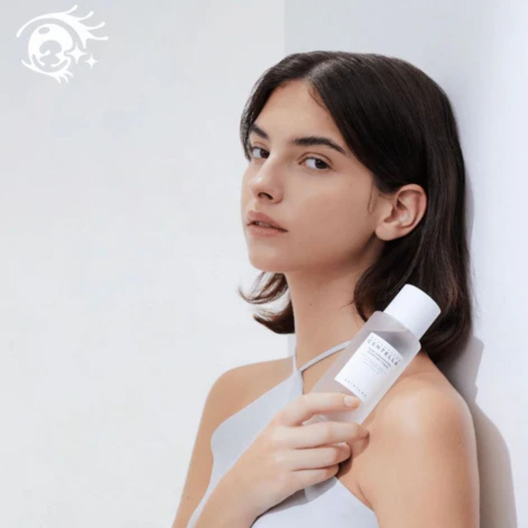 Korean brightening toner with Centella Asiatica for glowing skin


