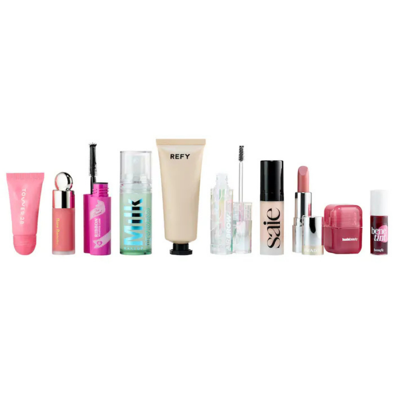 "Limited edition Gleamy Dreamy makeup set from Sephora Favorites featuring glowing skin essentials"

