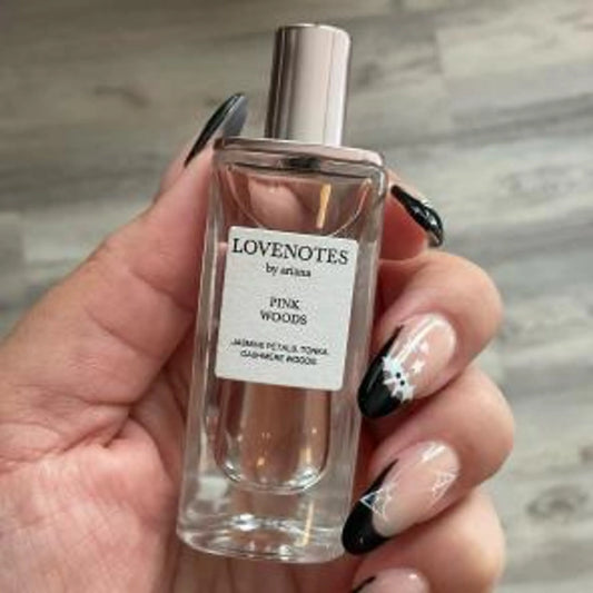 Ariana Grande Lovenotes Pink Woods Eau De Parfum (7.5 mL Mini/Travel Size)