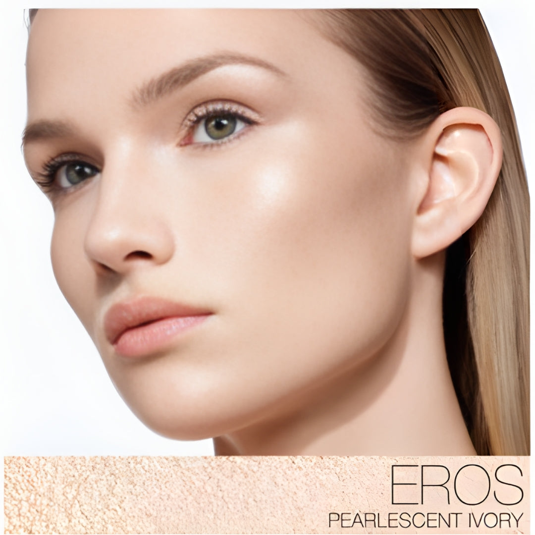 Mini NARS setting powder open with brush
